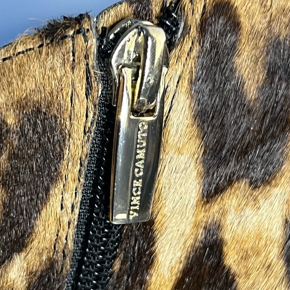 Vince Camuto Sestrind Animal Print Bootie Size 12US - New with Defects - Picture 3 of 12